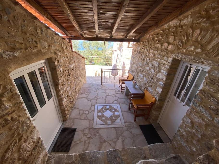 Villa Somatiana- Traditional Stone House , West Mani Thalamai Экстерьер фото